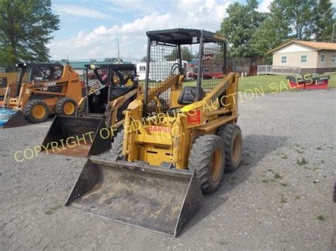 Case 1830 Uni Loader Skid Steer W 60 Bucket Edinburg Auction Sales