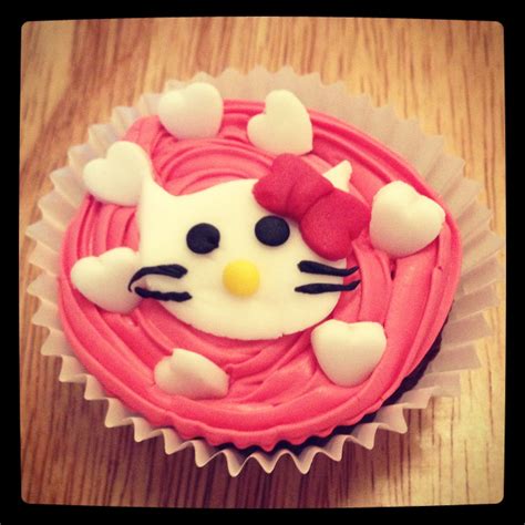 First Attempt At A Hello Kitty Cupcake Dessert Cupcakes Cupcake