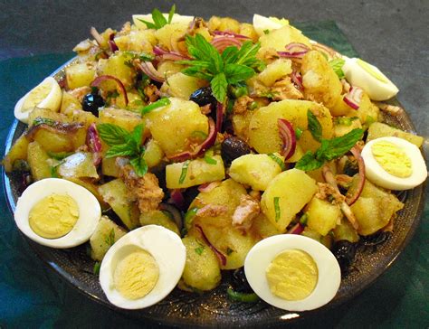 Salade de pommes de terre La recette facile par Toqués Cuisine