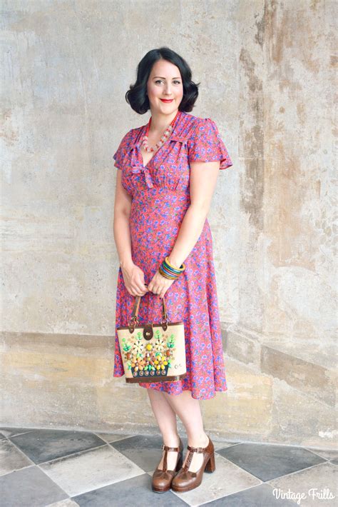 pretty retro 40s style tea dress review vintage frills