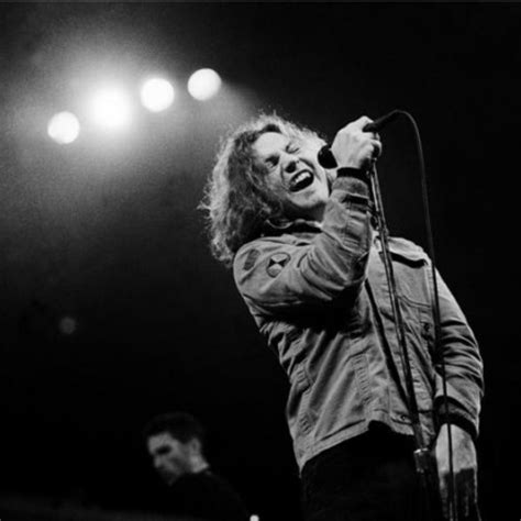 Yeah i know its an old song. "The end - Pearl Jam" on Sing! Karaoke from Smule | Eddie ...