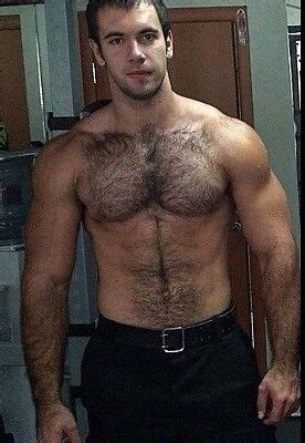 SHIRTLESS MALE MUSCULAR Beefcake Huge Hunk Hairy Beefy Dude PHOTO X