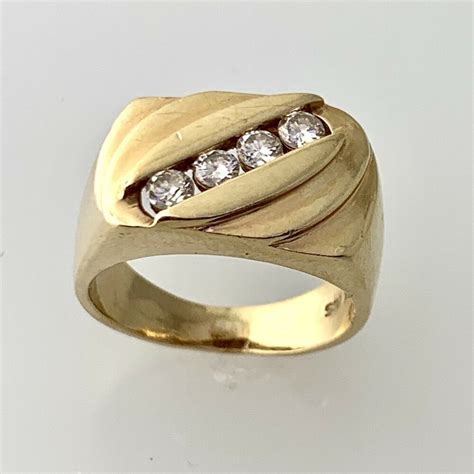 Stern necklaces, rings, earrings and other accessories. H. Stern Diamond Signet Ring For Men Size 7.5 14k Solid Yellow Gold (0.50 Tcw ) #HStern #Signet ...