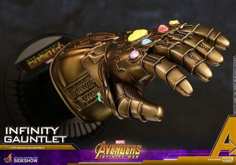 Avengers Infinity War Infinity Gauntlet 14 Scale Hot Toys Replica