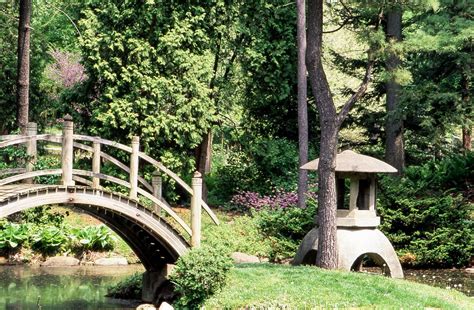 18 Essential Elements Of Authentic Japanese Garden Design In 2021