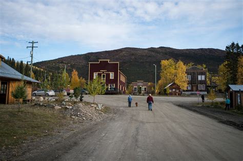 Faded Yukon Gold Rush Town, Population 20, Mines Its Weirdness - The New York Times