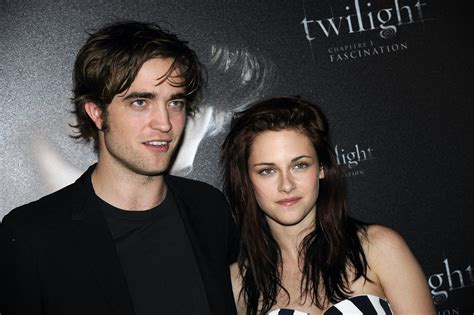 Couple de légende Robert Pattinson et Kristen Stewart premier amour et paparazzades Elle