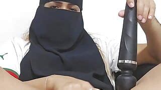 Real Arabic Hijab Niqab Step Mom Masturbates Creamy Pussy Jasmine Sweetarabic Beurette Video