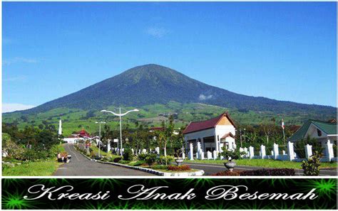 Foto Gunung Dempo Pagar Alam