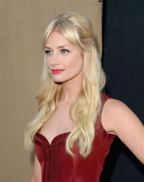 Beautiful Beth Behrs Photos Beth Behrs Beauty Daily Beauty Tips