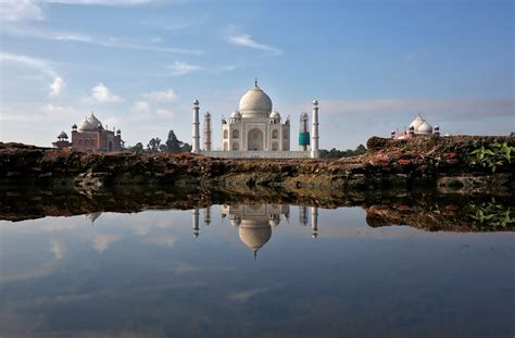Traffickers Lure Indian Girls Into Sex Slavery With Taj Mahal Promise
