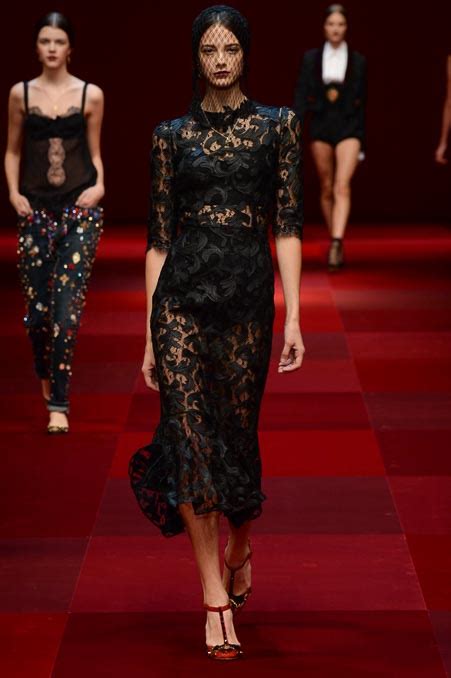 Fusion Of Effects Walk The Walk Dolce And Gabbana Ss 2015 Collection