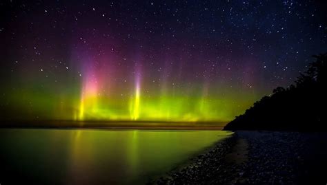 5 Surprising Spots To See The Northern Lights In The Us