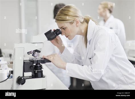 Pathology Lab Hi Res Stock Photography And Images Alamy
