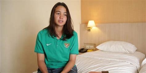 Ketika Bek Cantik Timnas Indonesia U 16 Putri Bicara Soal Rully Nere