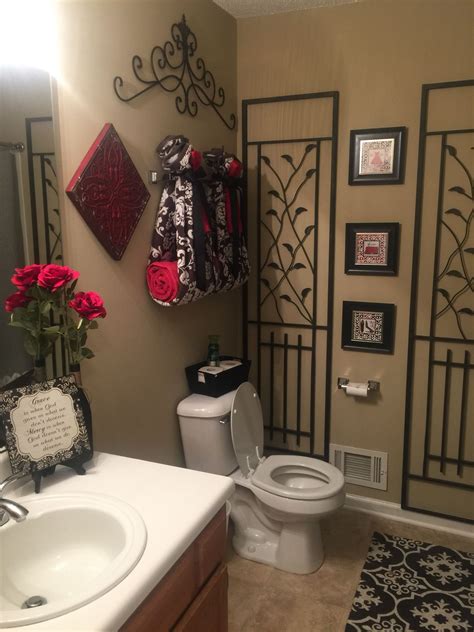 Red And Black Bathroom Decor Ideas Decoomo