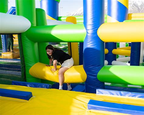 Giant Bounce House | Monster Bounce