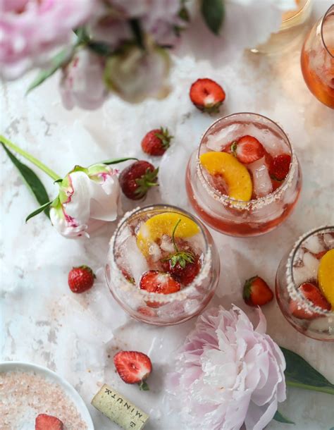 Cooking time is for boiling the water or heating the milk and is approximate. Tequila Rosé Spritz - Rosé Spritz Cocktail with Strawberries