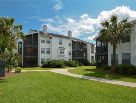 The unit features brand new wood. Middleton Cove Apartments for Rent in Charleston, SC ...