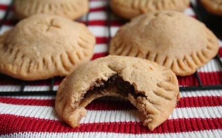 They're soft in the middle, perfectly chewy with a crisp edge. date filled cookies betty crocker
