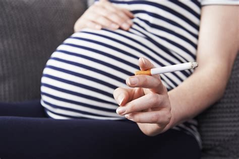 Pregnant Women Smoking Cigarettes May Be More Common Than Experts