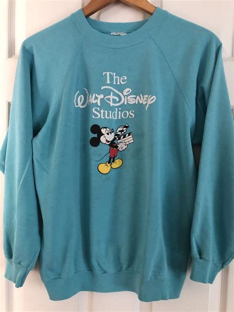 Vintage Disney Sweatshirt FD01 | Disney sweatshirts, Sweatshirts, Cute disney outfits