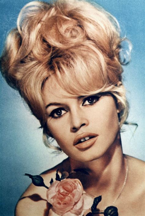 1960s Hairstyles 60s Hair Photos Ideas Personalcare360