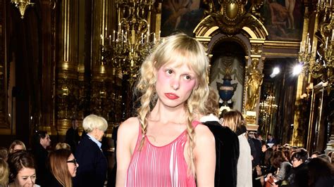 Petite Mellers Front Row Style At Paris Fashion Week Vogue