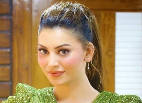 urvashi rautela biography wiki age height career photos and more