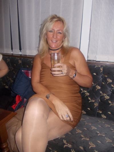 Sheer Pantyhose On Crossed Legs Of A Mature Woman Tumbex