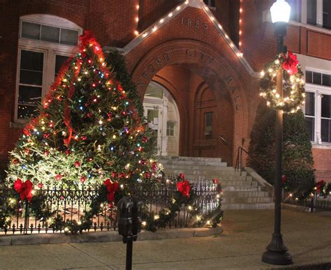 City Hall Voted Best In Christmas Decorations By Readers
