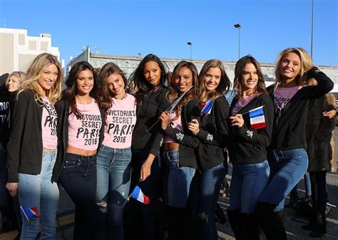 Victoria S Secret Angels From Victoria S Secret Models Fly To Paris For Fashion Show 2016 E News