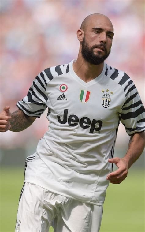 West Ham Sign Simone Zaza On Loan From Juventus With Option To Buy For Total €25million