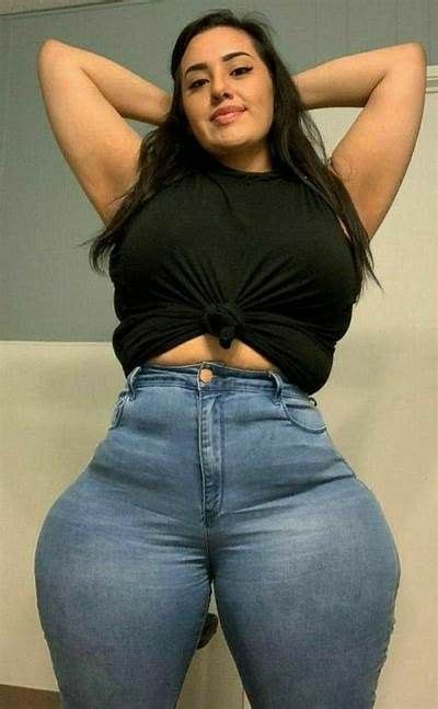 Pin On Giant Babes Curvy Women Outfits Thick Girls Outfits Tight