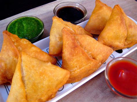 15 Makanan Khas India Yang Popularitasnya Sudah Mendunia