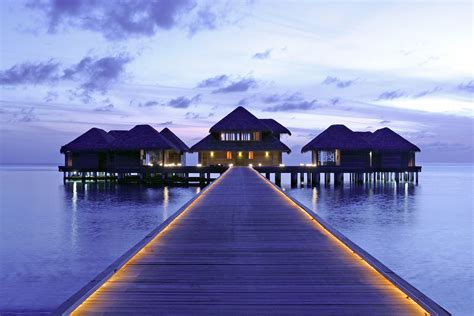 Reasons To Visit The Maldives Right Now Beautiful Places Beautiful