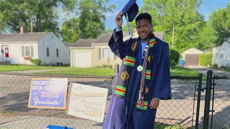 Indianapolis Teen Receives More Than 75000 In Scholarships