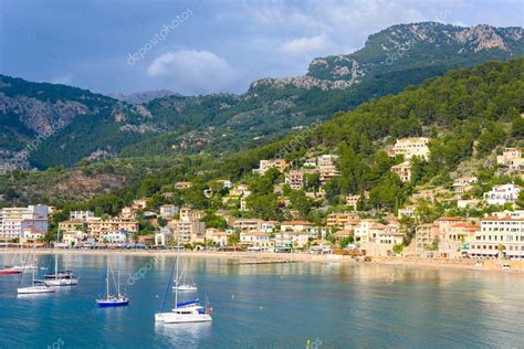 There are a plethora of balearic island beaches (almost 300 to be exact) located in the archipelago. Puerto Soller Port Mallorca Island Balearic Islands Spain ...