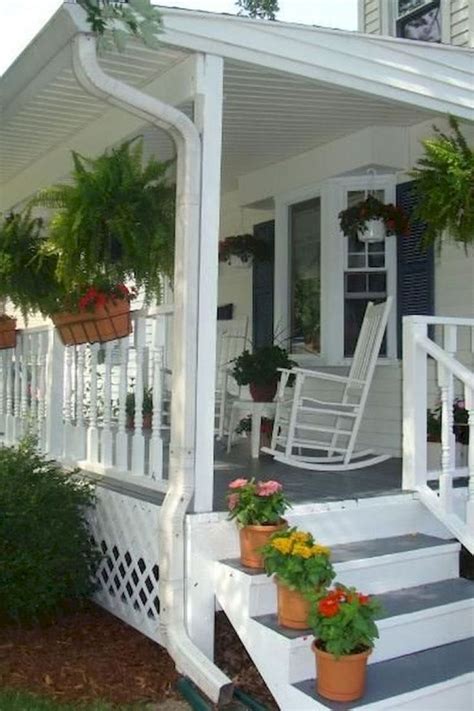 Outdoor oasis, here we come. 03 Beautiful Farmhouse Front Porch Decorating Ideas in ...