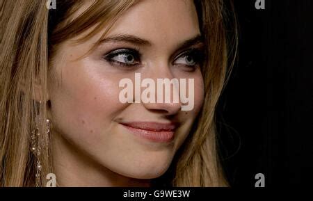 Imogen Poots Arrives For The Premiere Of Weeks Later At The Odeon Stock Photo Alamy