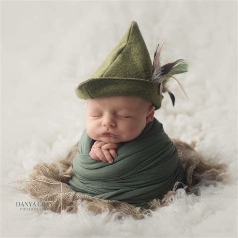 Glasgow Photographer Danya Gray Photography Baby Poses Newborn