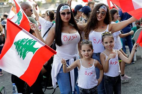 Watch Lebanon Mass Protest Turns Into Dance Party