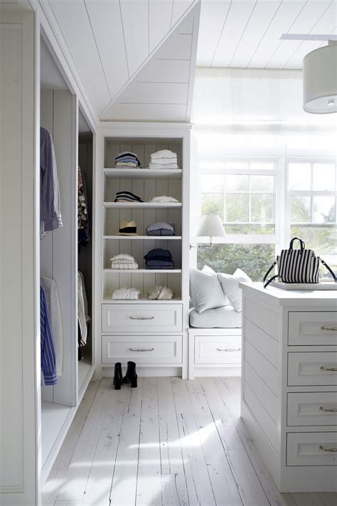 A Simple Master Closet For A Beach House By Timothy Bryant Architect