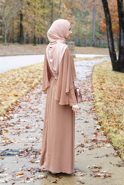 23 Inspirasi Fashion Muslimah Casual Ragam Muslim
