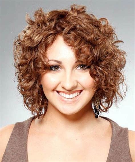 41 Short Curly Hairstyles For Round Faces Over 40