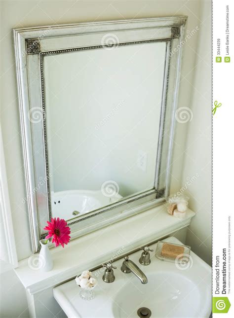 Bathroom Mirror Royalty Free Stock Images Image 33444239