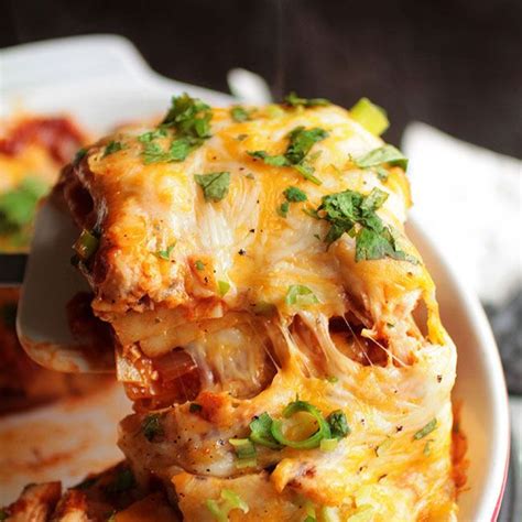 Mix Up Your Dinner Routine With This Easy Chicken Enchilada Lasagna