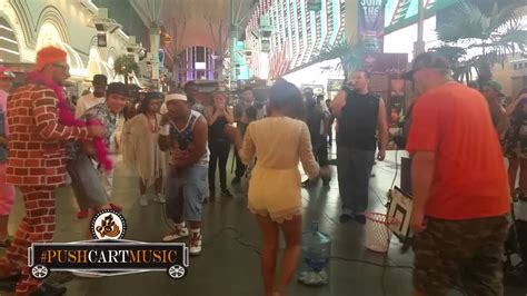 Las Vegas Street Performers Get Crazy Crowd Dancing Youtube