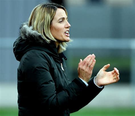 Football Ol F Minin Sonia Bompastor A Finalis Son Staff Pour Les Deux Prochaines Saisons