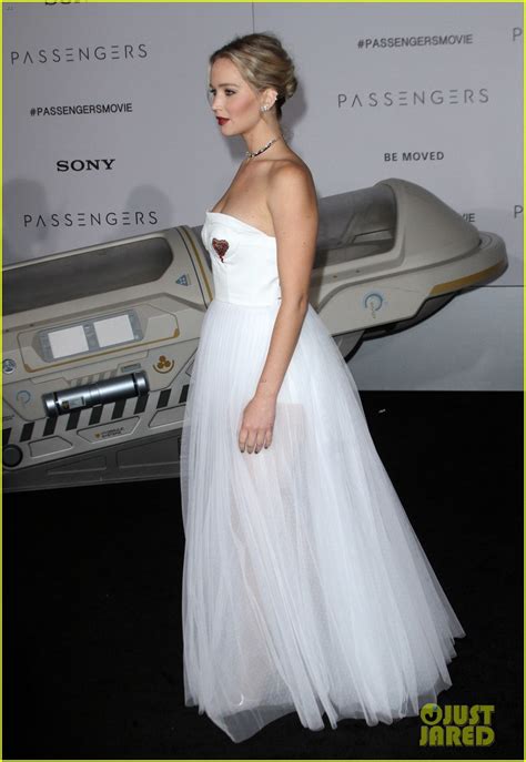 Jennifer Lawrence Looks Like Princess At Passengers Premiere Photo